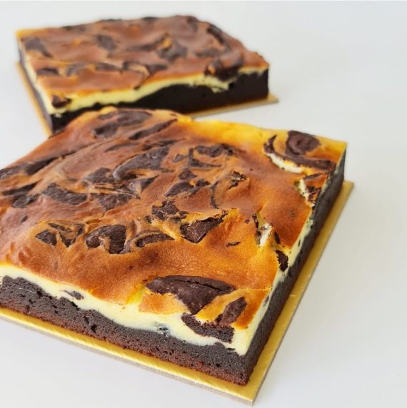 Cheesecake Brownie