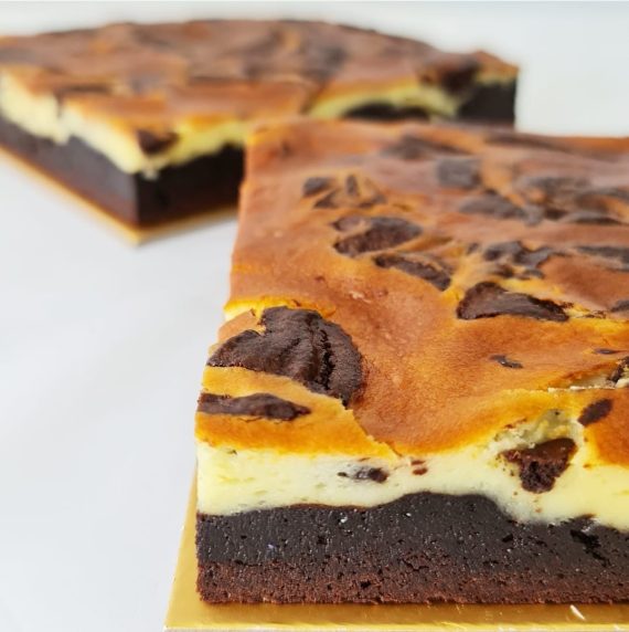 Cheesecake Brownie