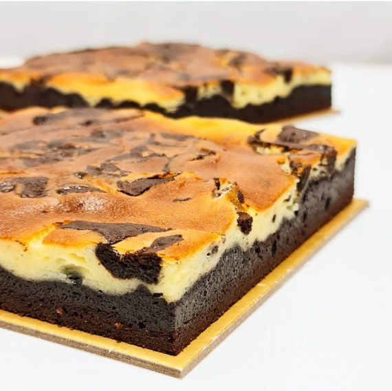 Cheesecake Brownie